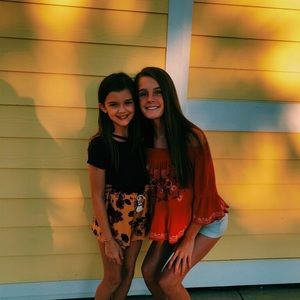 Meet your Posher, Oakley